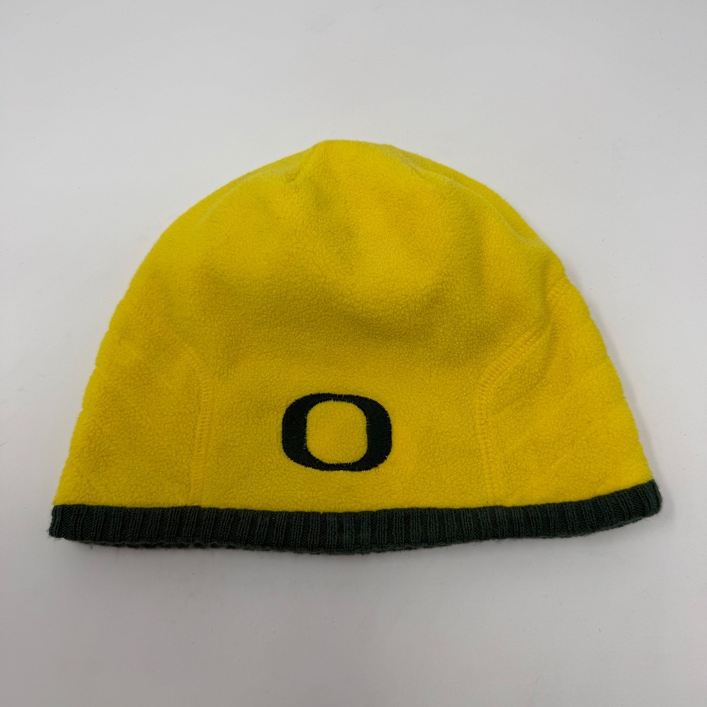 Nike Oregon Ducks Reversible Beanie Hat Yellow Fleece Green Knit Embroidered O